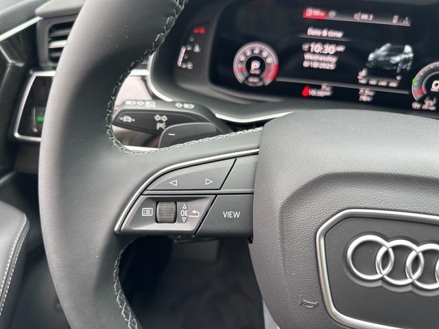 new 2025 Audi Q7 car, priced at $74,580