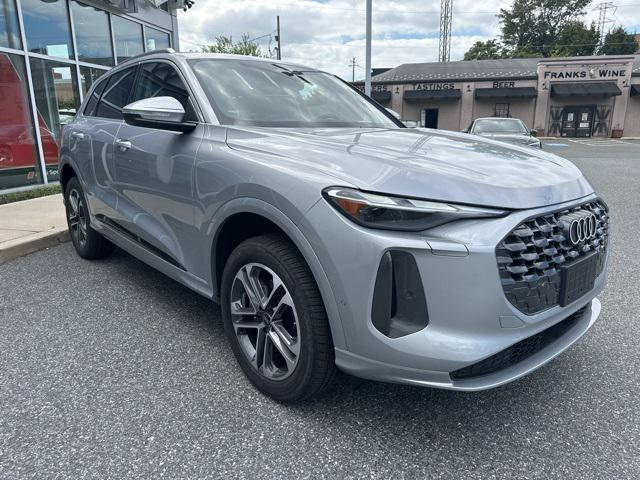 new 2025 Audi Q5 car, priced at $54,309