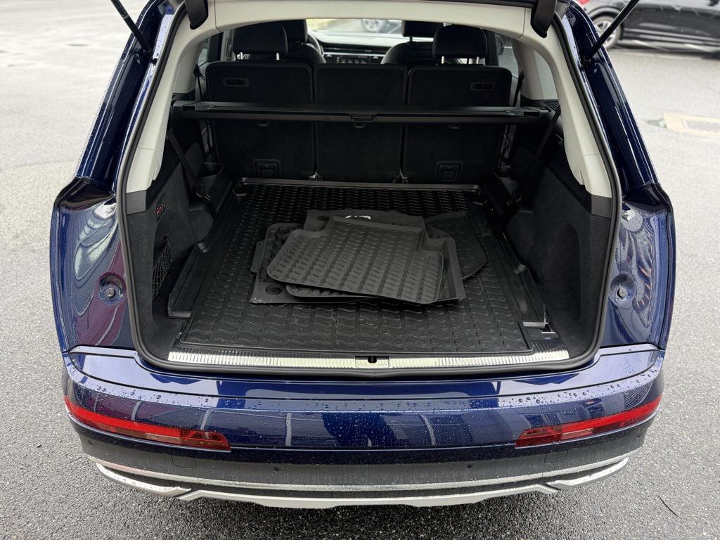 used 2022 Audi Q7 car, priced at $42,598