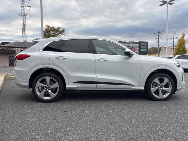new 2025 Audi Q5 car, priced at $60,390