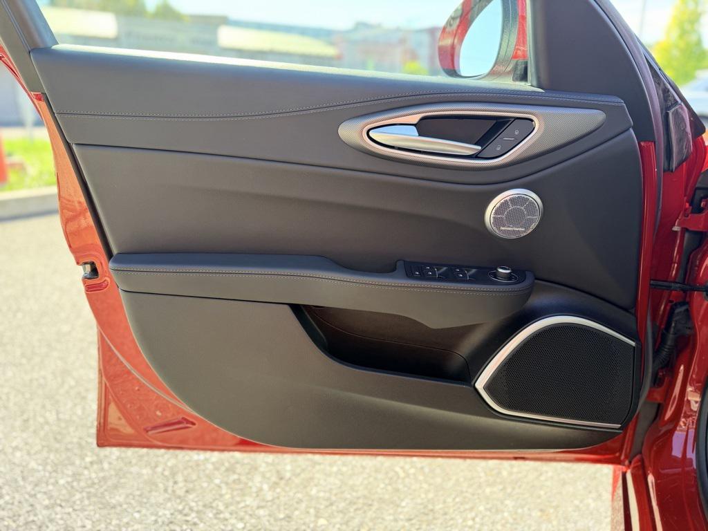 used 2018 Alfa Romeo Giulia car, priced at $26,144