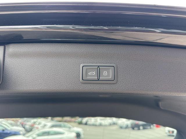 new 2025 Audi Q3 car, priced at $46,110