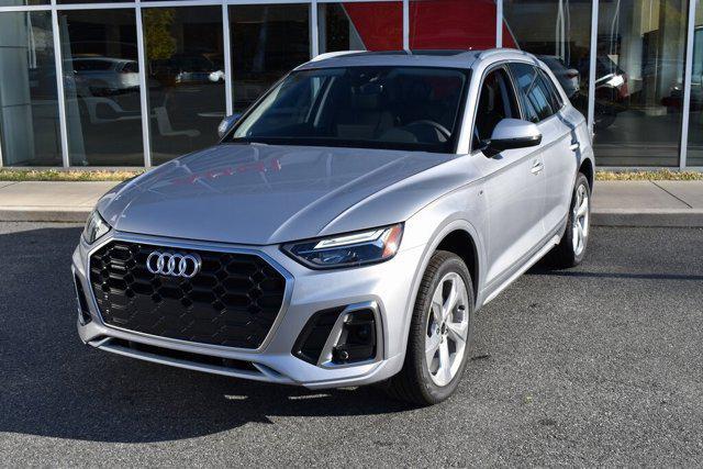 new 2025 Audi Q5 car, priced at $58,175