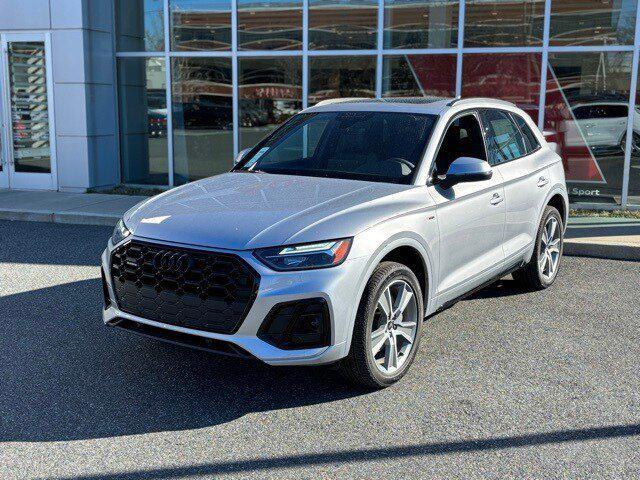 new 2025 Audi Q5 car, priced at $54,000