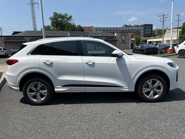 new 2025 Audi Q5 car, priced at $52,997