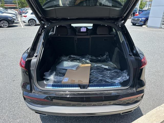 new 2025 Audi Q5 car, priced at $60,390