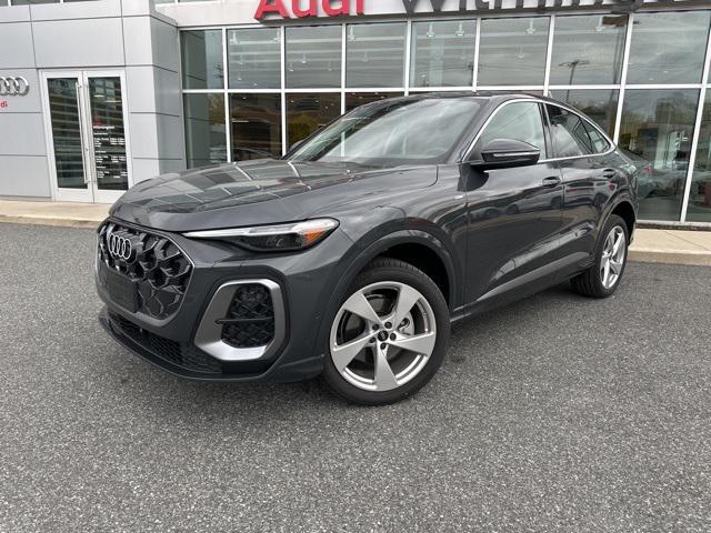 new 2025 Audi Q5 car, priced at $60,490