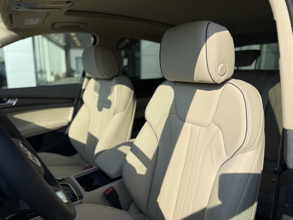 used 2025 Audi Q5 car, priced at $45,623