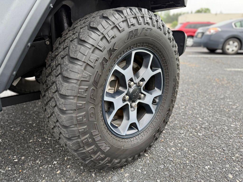 used 2019 Jeep Wrangler Unlimited car, priced at $34,994