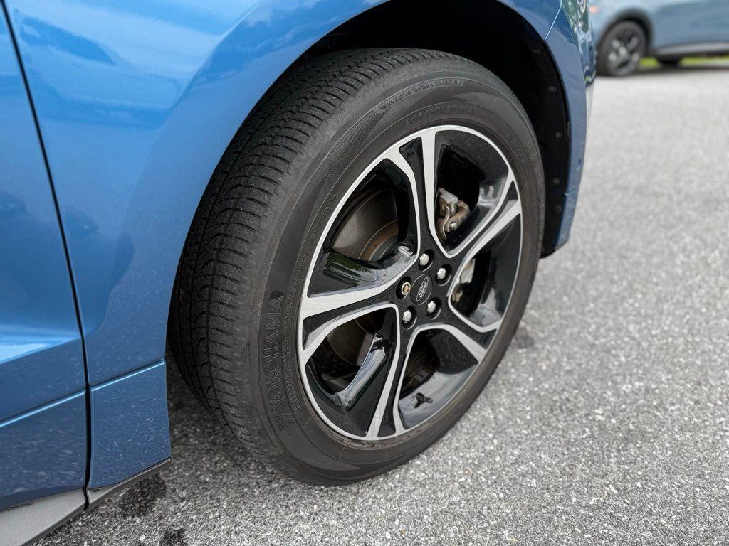 used 2019 Ford Edge car, priced at $22,996