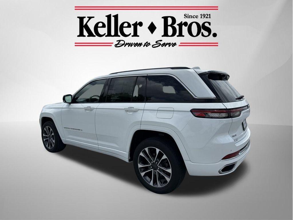 used 2022 Jeep Grand Cherokee car, priced at $39,998