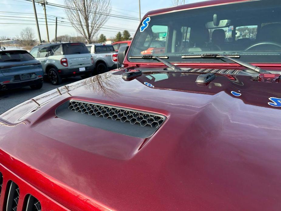 used 2021 Jeep Gladiator car, priced at $39,995