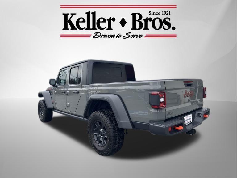 used 2022 Jeep Gladiator car, priced at $40,561