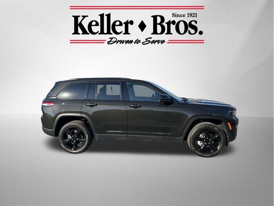 used 2024 Jeep Grand Cherokee car, priced at $45,495