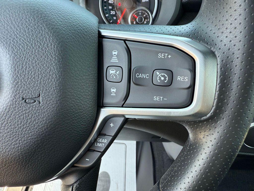 new 2025 Ram 1500 car, priced at $52,660