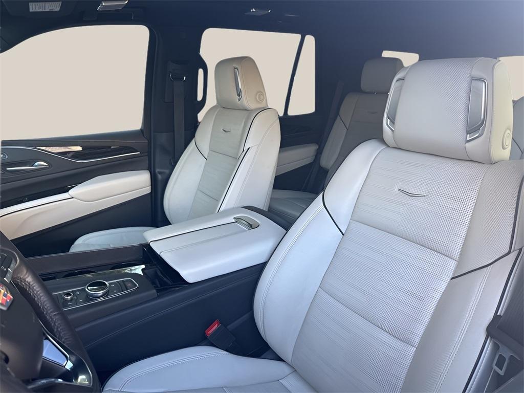 used 2022 Cadillac Escalade car, priced at $73,991