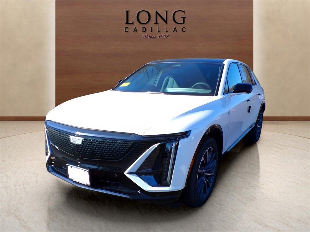 new 2025 Cadillac LYRIQ car