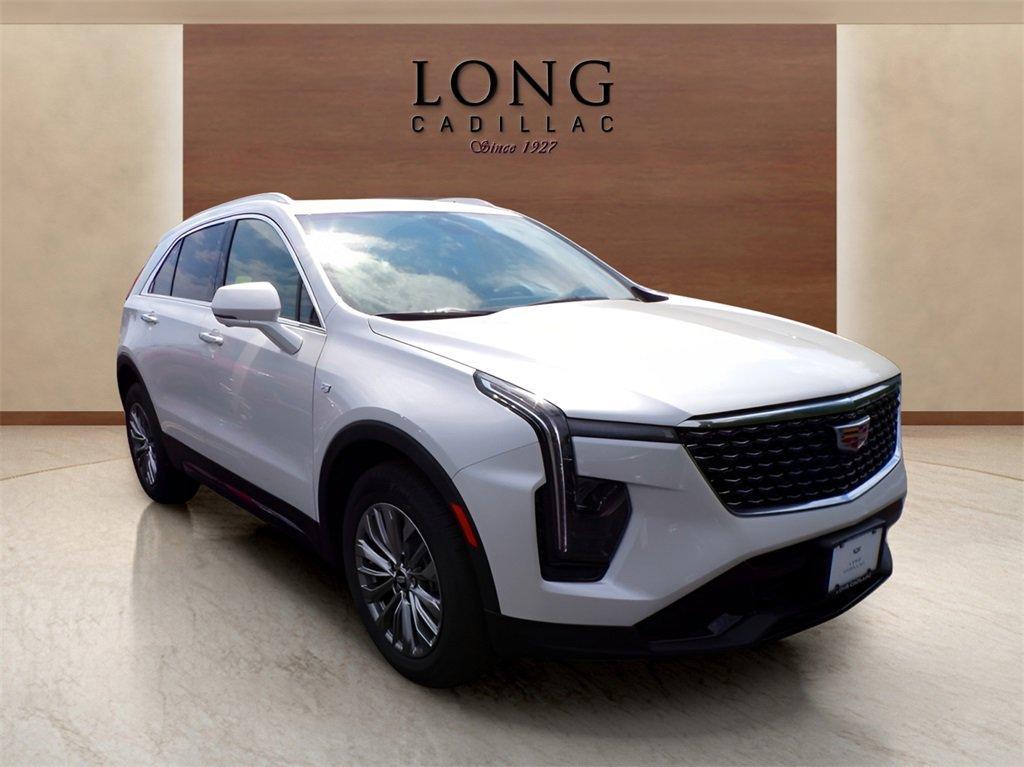 new 2024 Cadillac XT4 car, priced at $49,640