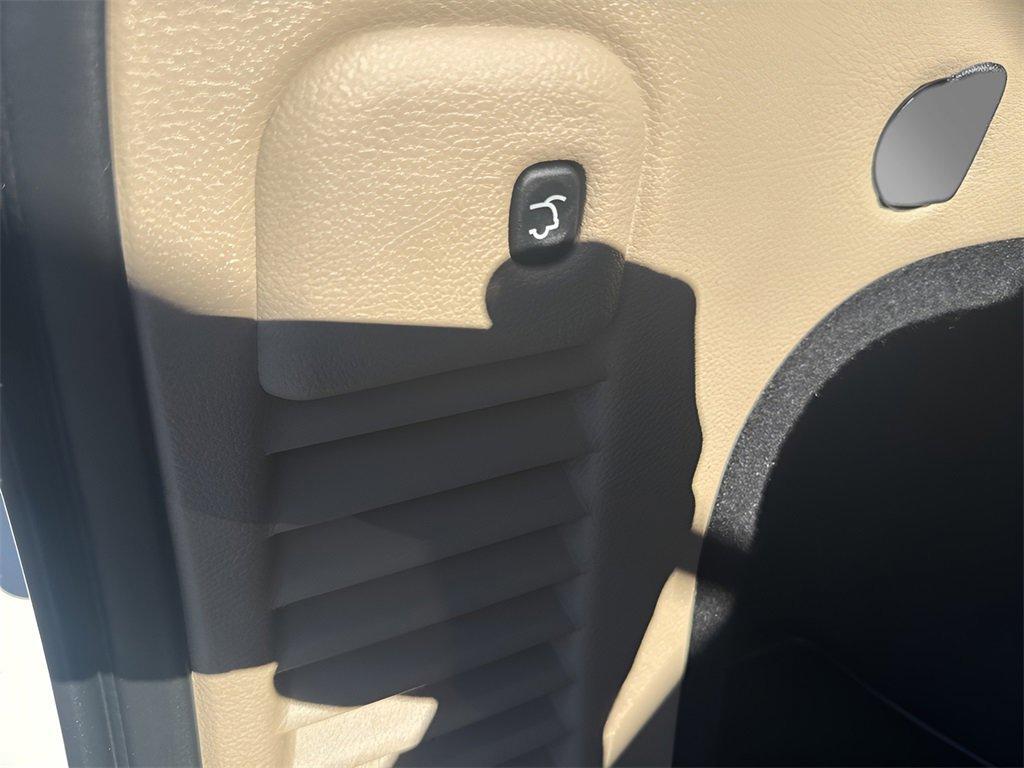 used 2018 Jeep Grand Cherokee car, priced at $19,991