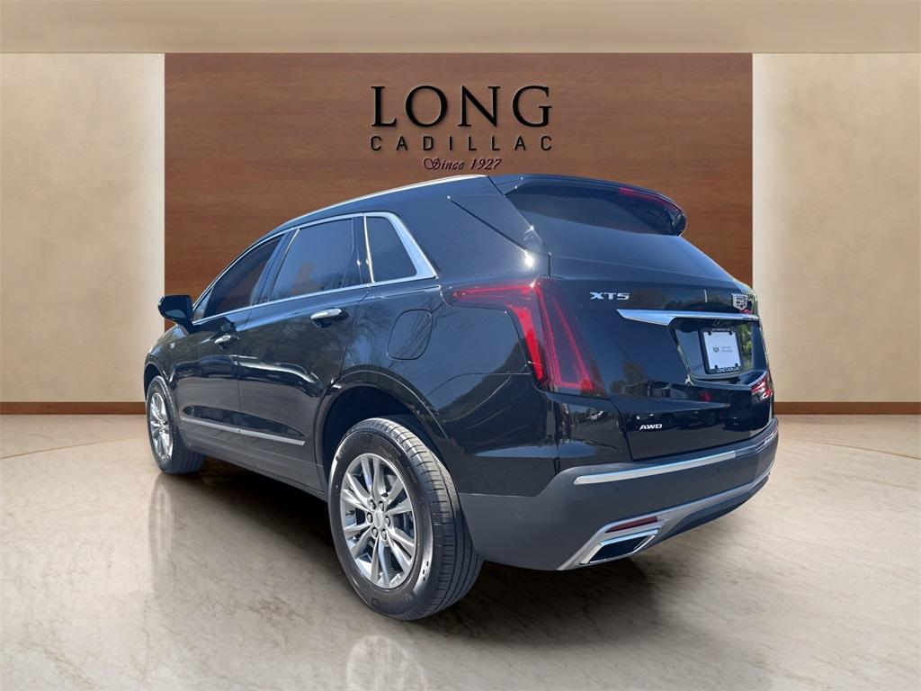 used 2023 Cadillac XT5 car, priced at $38,991