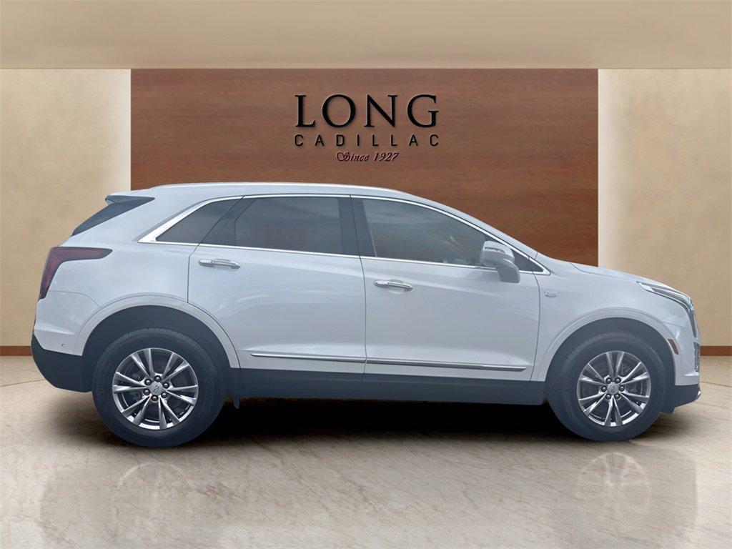 used 2022 Cadillac XT5 car, priced at $27,991