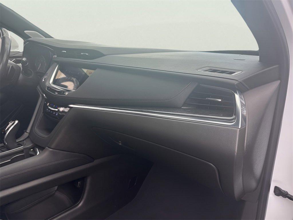 used 2022 Cadillac XT5 car, priced at $27,991