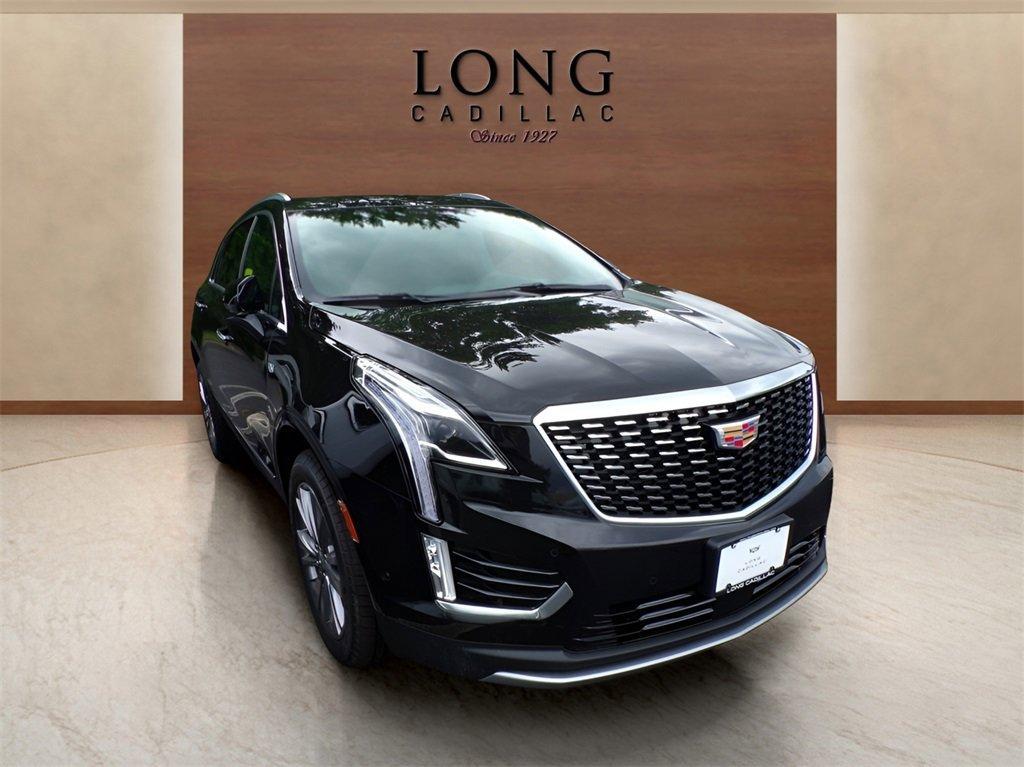 new 2025 Cadillac XT5 car, priced at $57,190