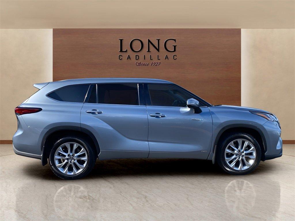 used 2021 Toyota Highlander Hybrid car, priced at $37,991