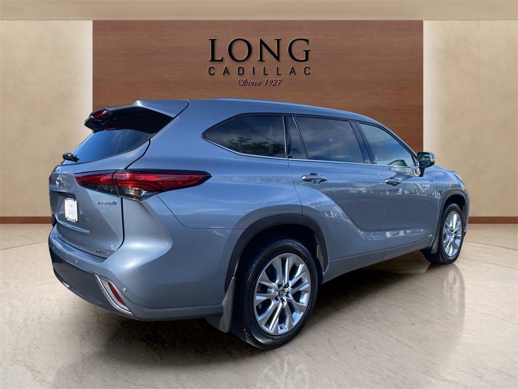 used 2021 Toyota Highlander Hybrid car, priced at $37,991