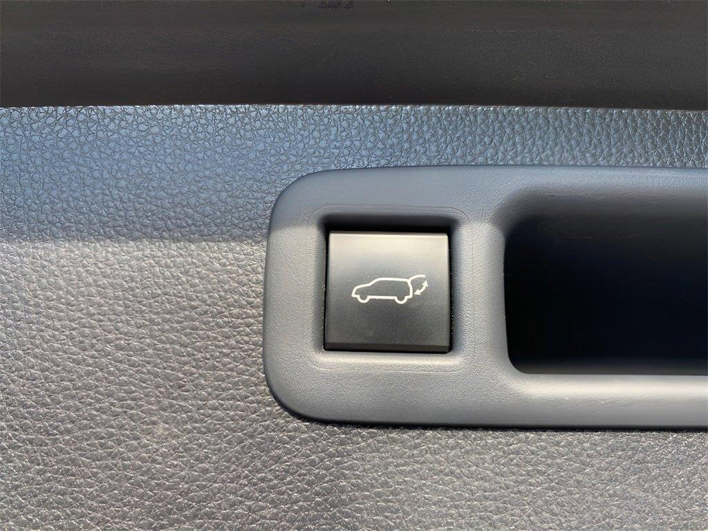 used 2021 Toyota Highlander Hybrid car, priced at $37,991