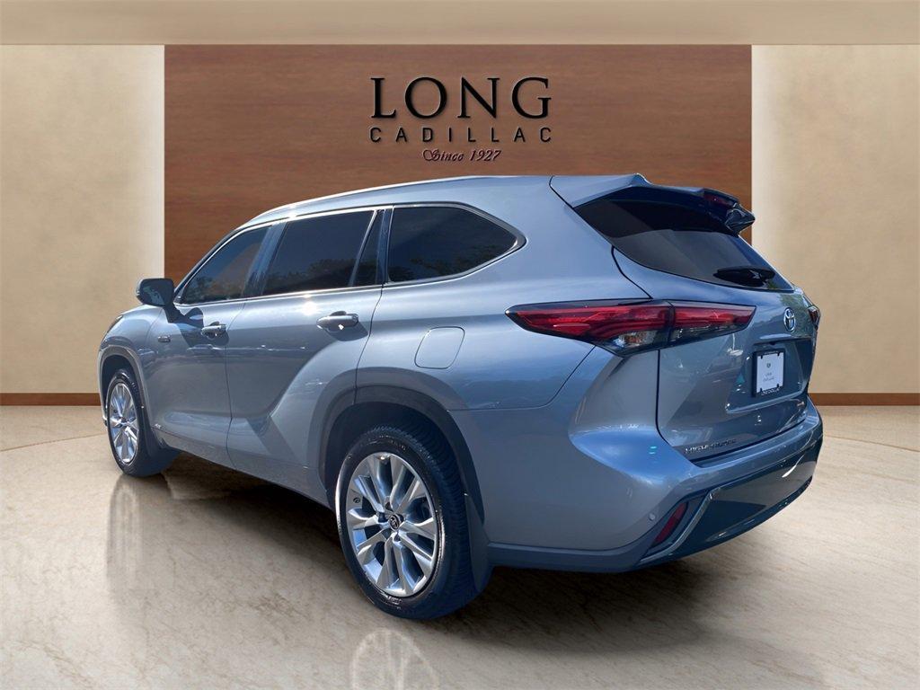 used 2021 Toyota Highlander Hybrid car, priced at $37,991