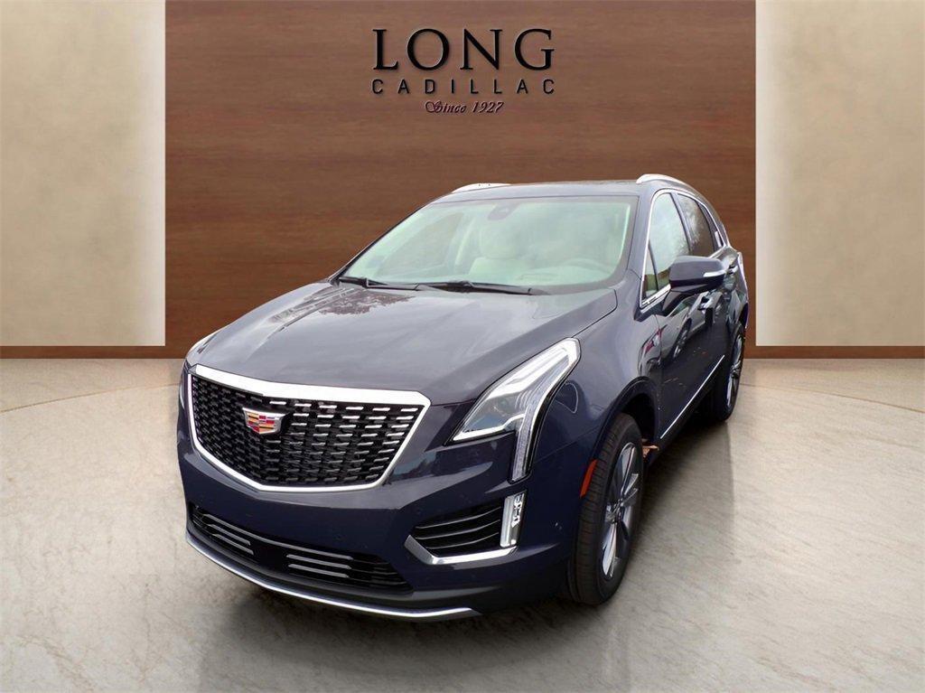 new 2025 Cadillac XT5 car, priced at $58,190