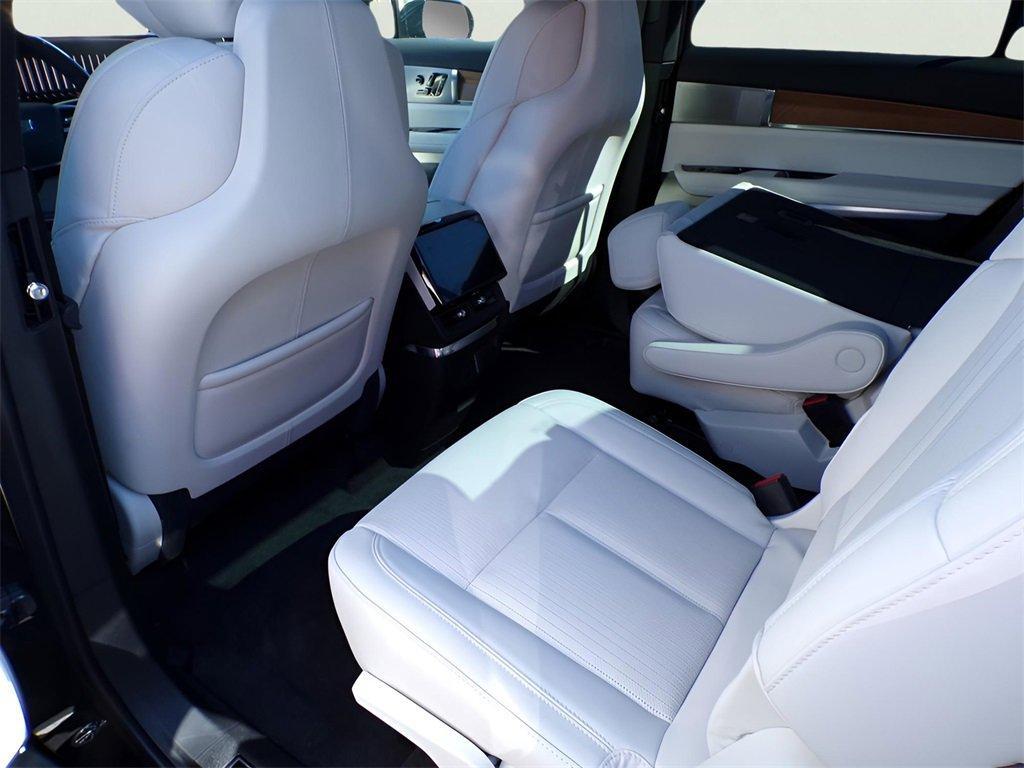 new 2026 Cadillac VISTIQ car, priced at $80,515