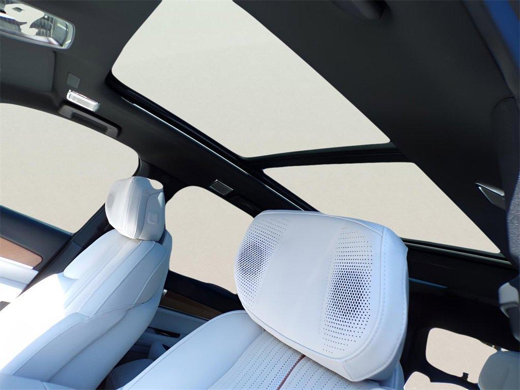 new 2026 Cadillac VISTIQ car, priced at $80,515