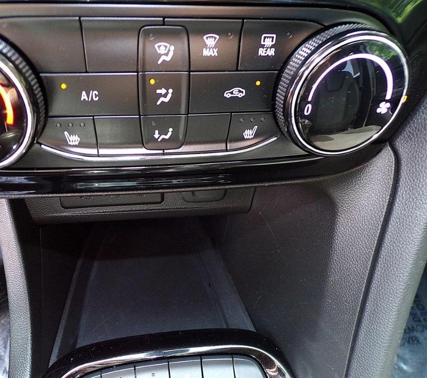 used 2022 Buick Encore GX car, priced at $21,991