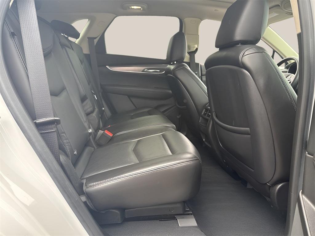 used 2018 Cadillac XT5 car, priced at $19,991