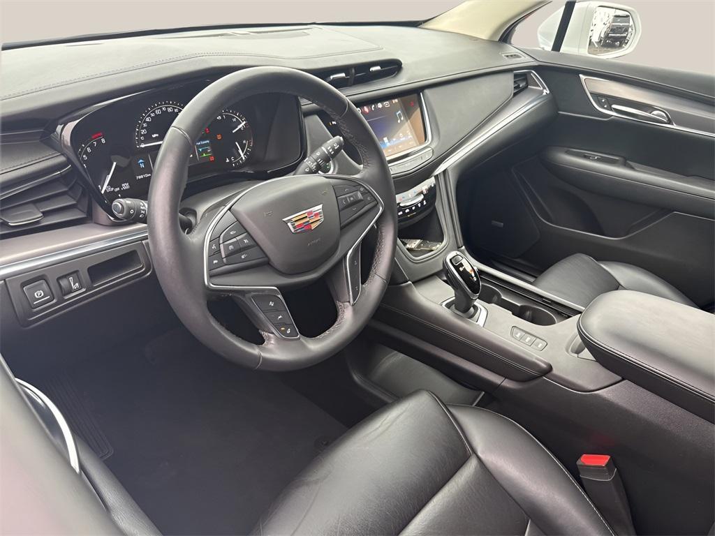 used 2018 Cadillac XT5 car, priced at $19,991