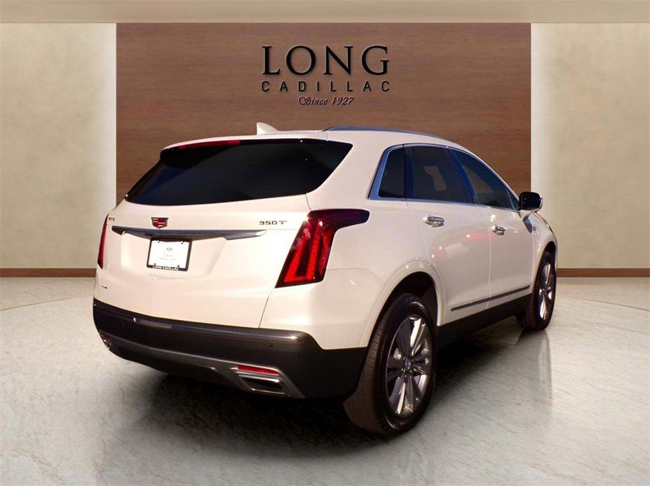 new 2024 Cadillac XT5 car, priced at $50,623