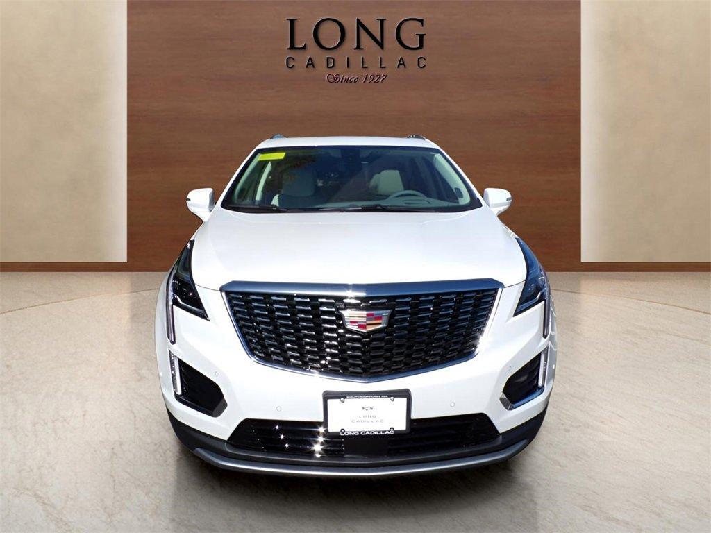 new 2025 Cadillac XT5 car, priced at $57,890