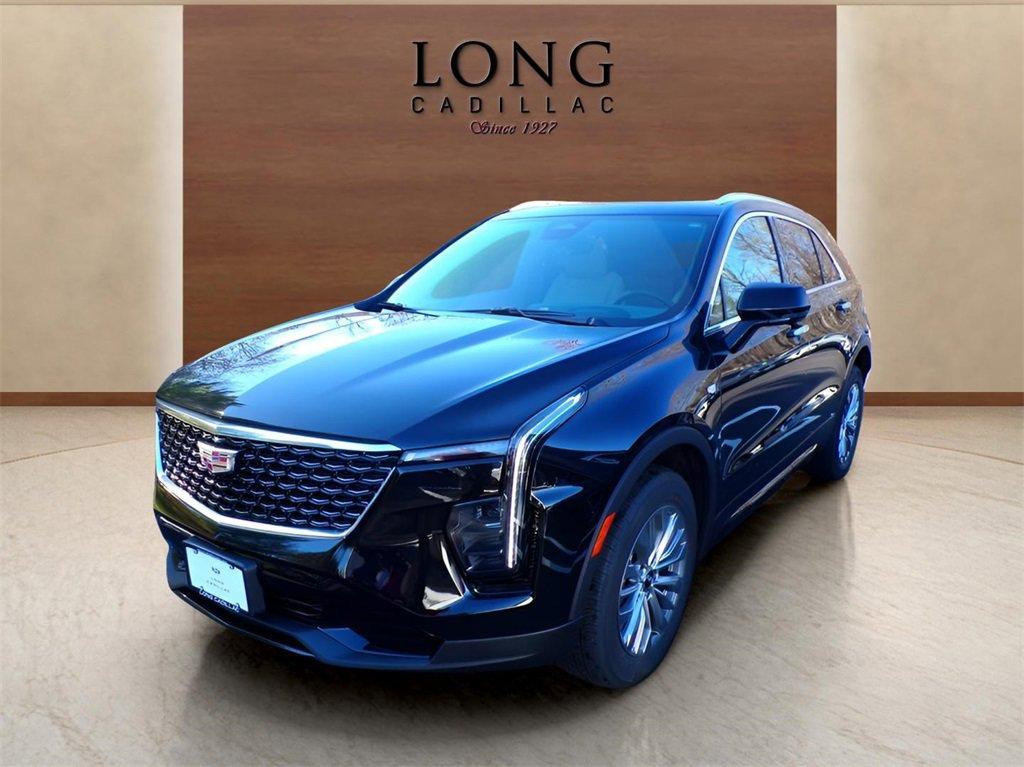 new 2025 Cadillac XT4 car, priced at $49,015