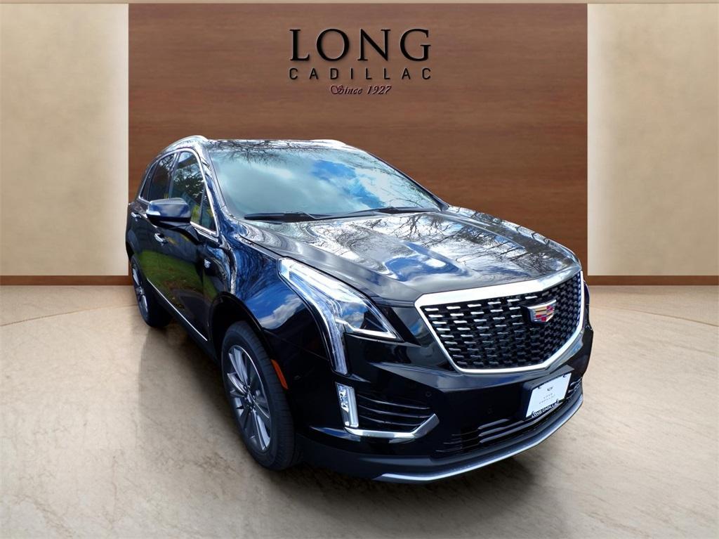 new 2025 Cadillac XT5 car, priced at $54,615