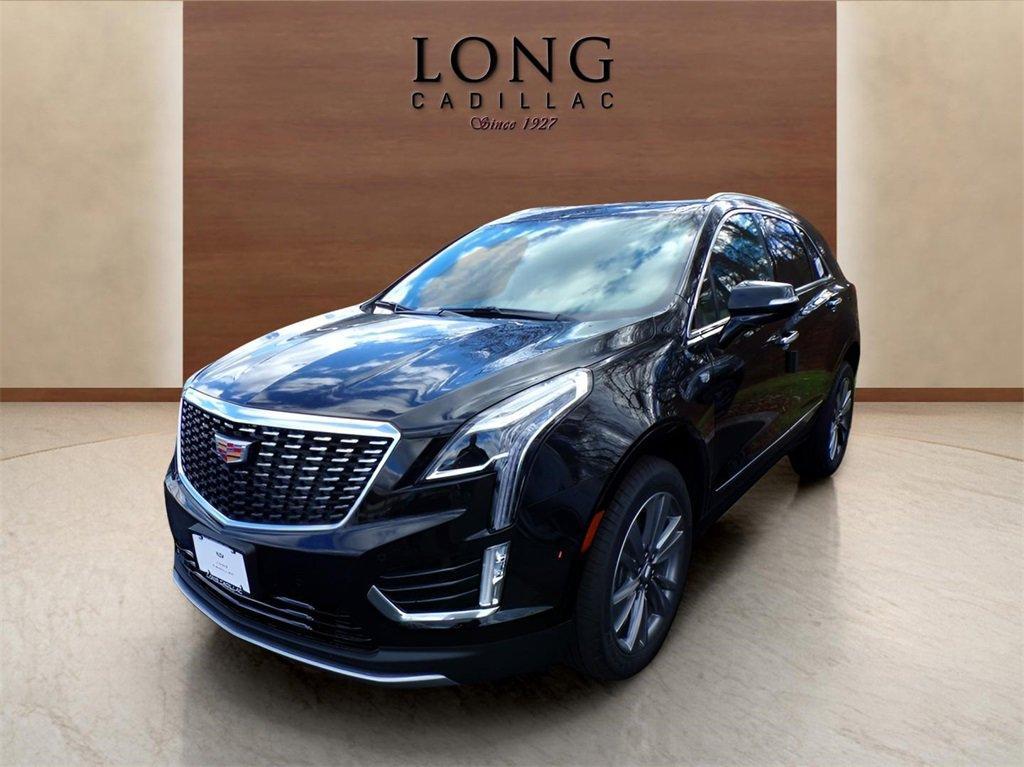 new 2025 Cadillac XT5 car, priced at $54,615