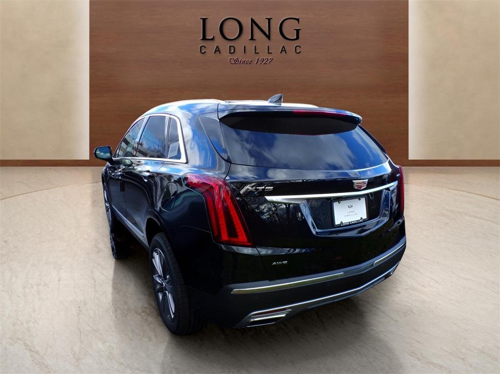 new 2025 Cadillac XT5 car, priced at $54,615