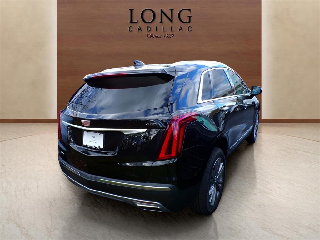 new 2025 Cadillac XT5 car, priced at $54,615