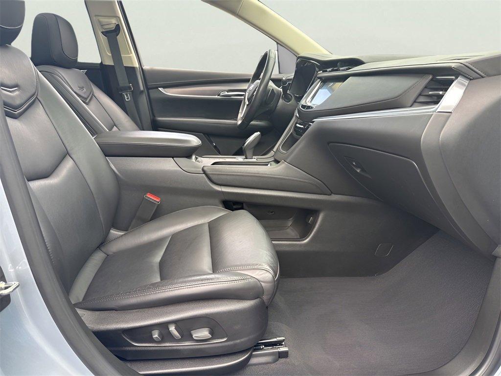 used 2017 Cadillac XT5 car, priced at $21,991