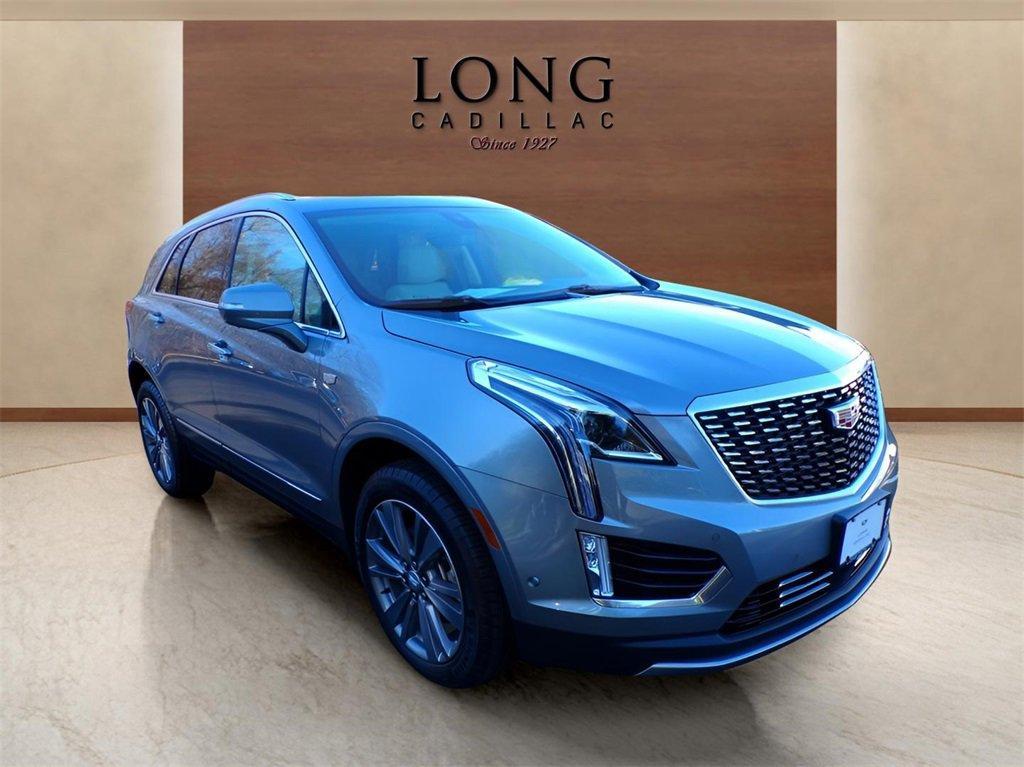 new 2025 Cadillac XT5 car, priced at $57,565