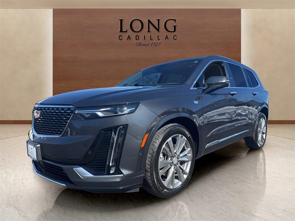 used 2022 Cadillac XT6 car, priced at $38,991