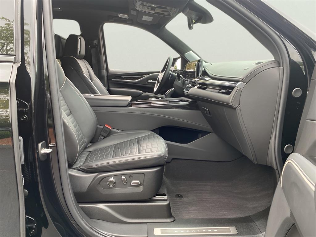 used 2024 Cadillac Escalade ESV car, priced at $138,891