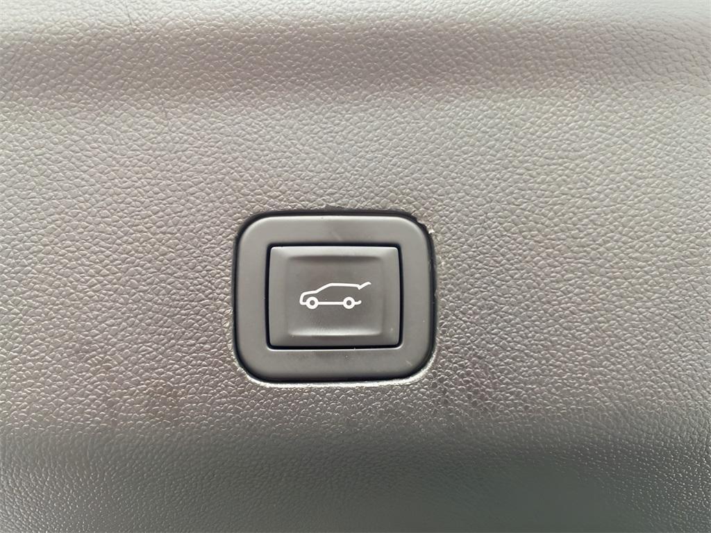 used 2024 Cadillac Escalade ESV car, priced at $138,891