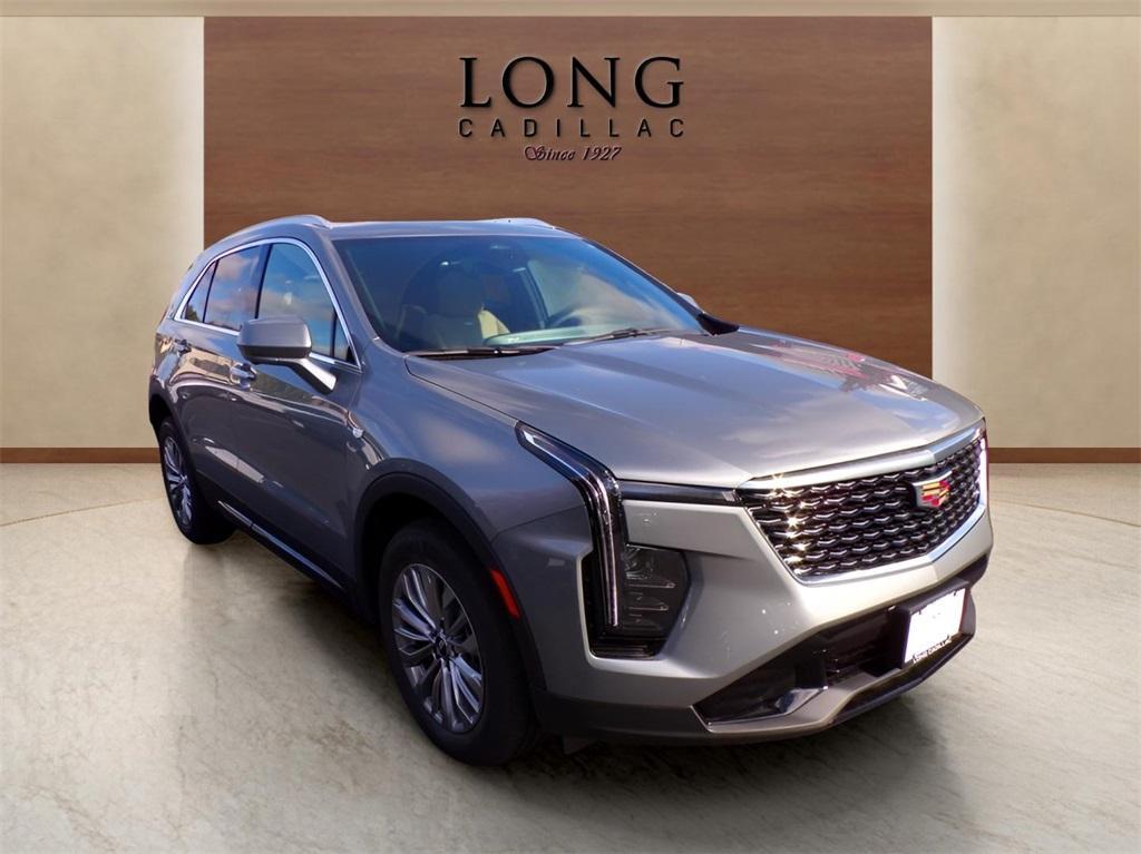 new 2025 Cadillac XT4 car, priced at $46,140